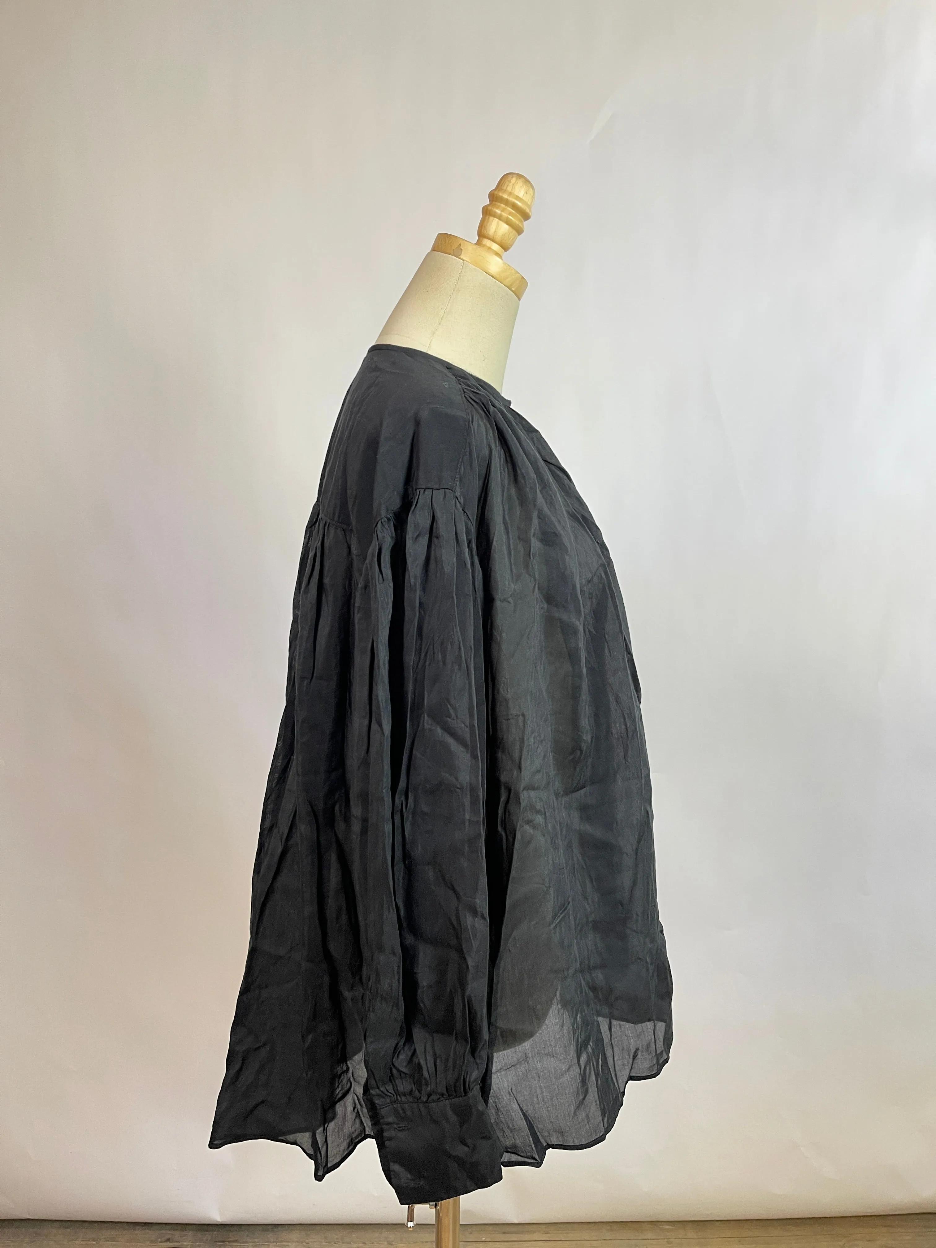 Banana Republic Black Silk & Cotton Blouse (S)