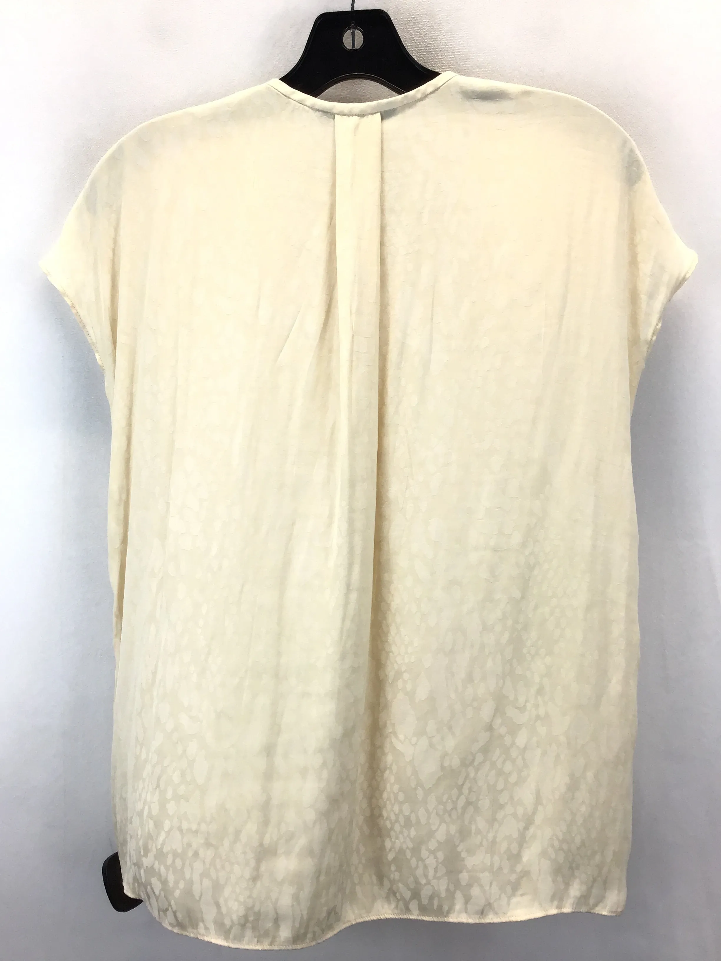 Cream Top Sleeveless Banana Republic, Size M