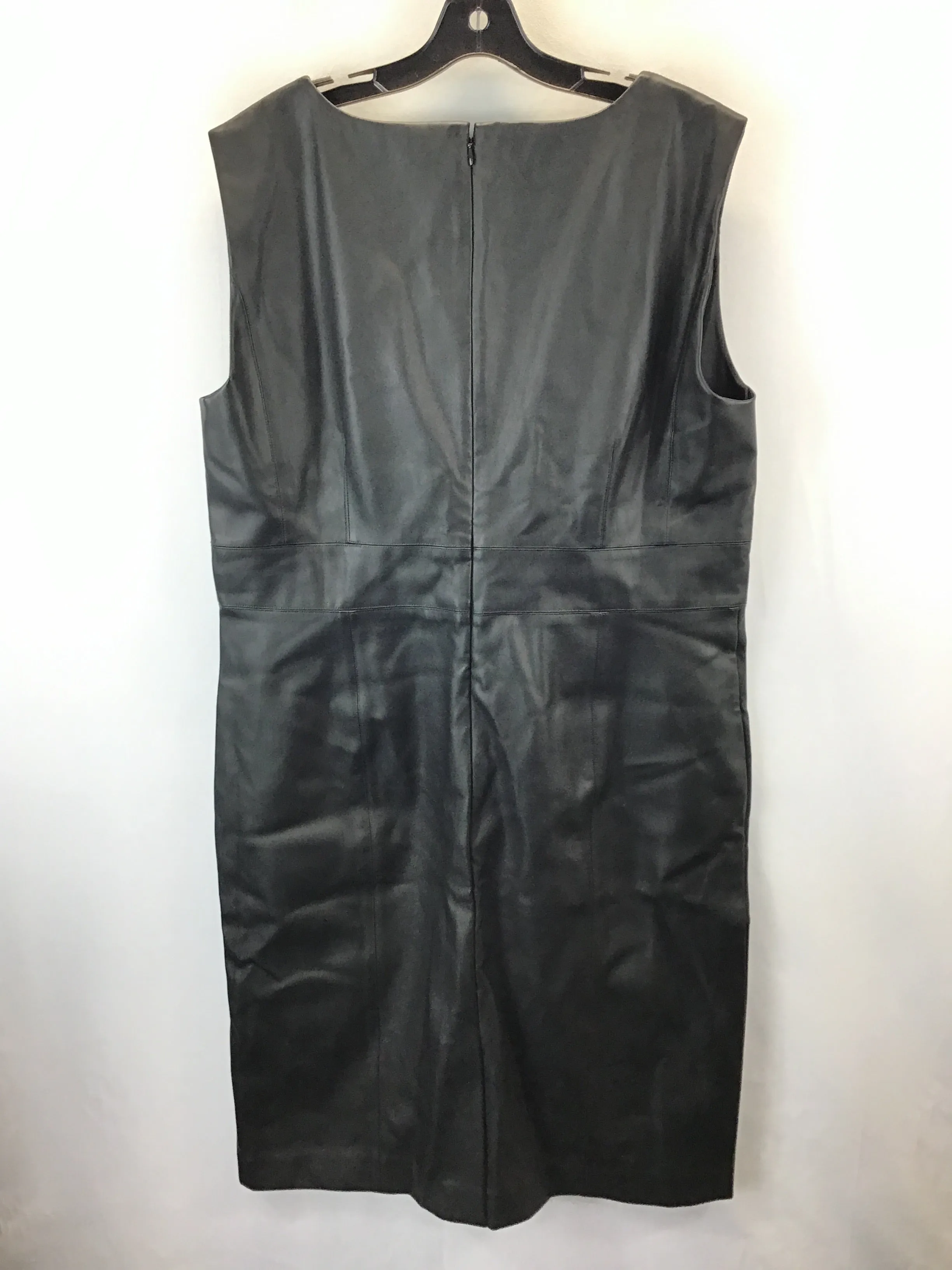 Dress Casual Midi By Ann Taylor In Black, Size: 18