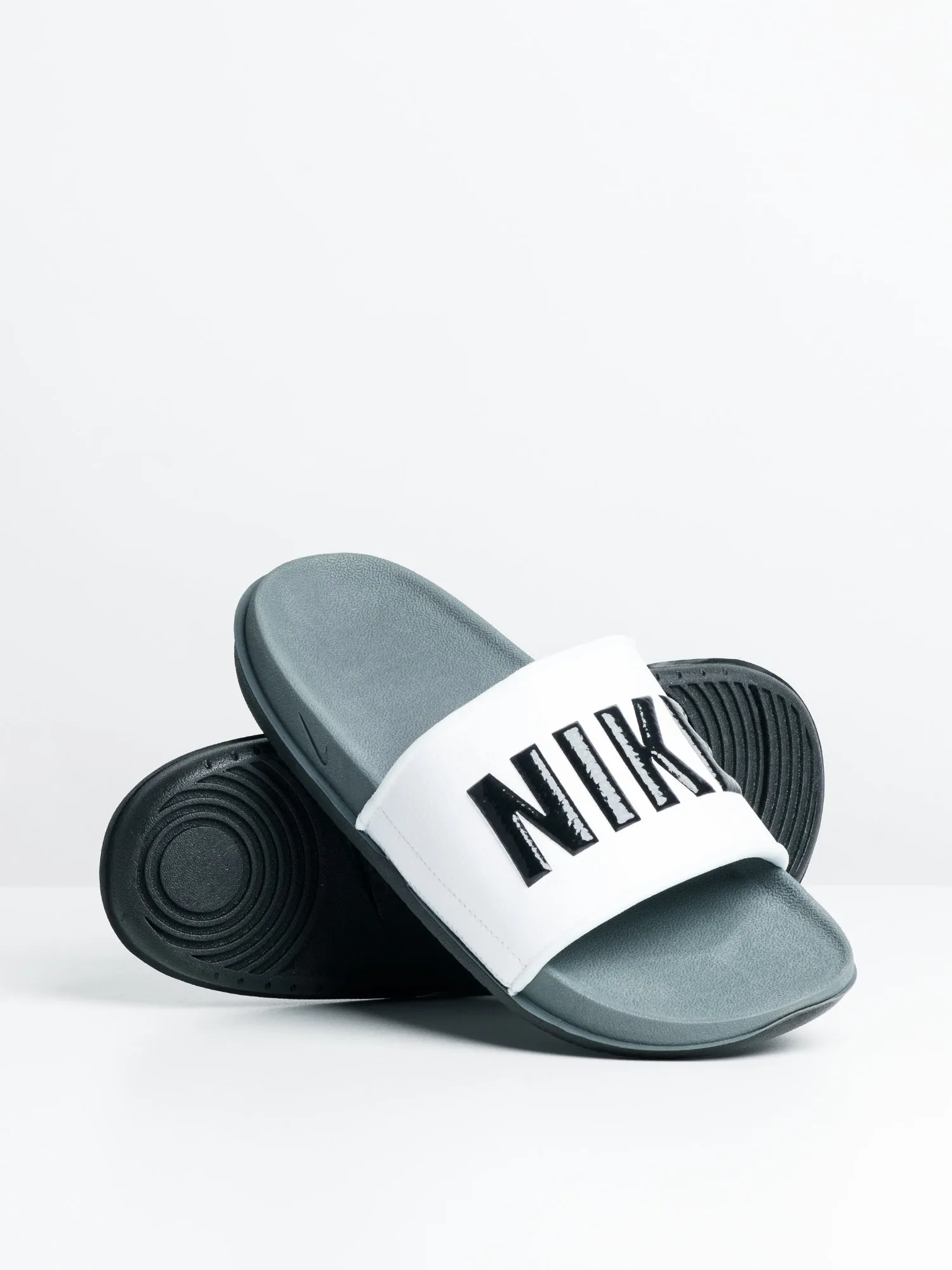 MENS NIKE OFFCOURT SLIDES