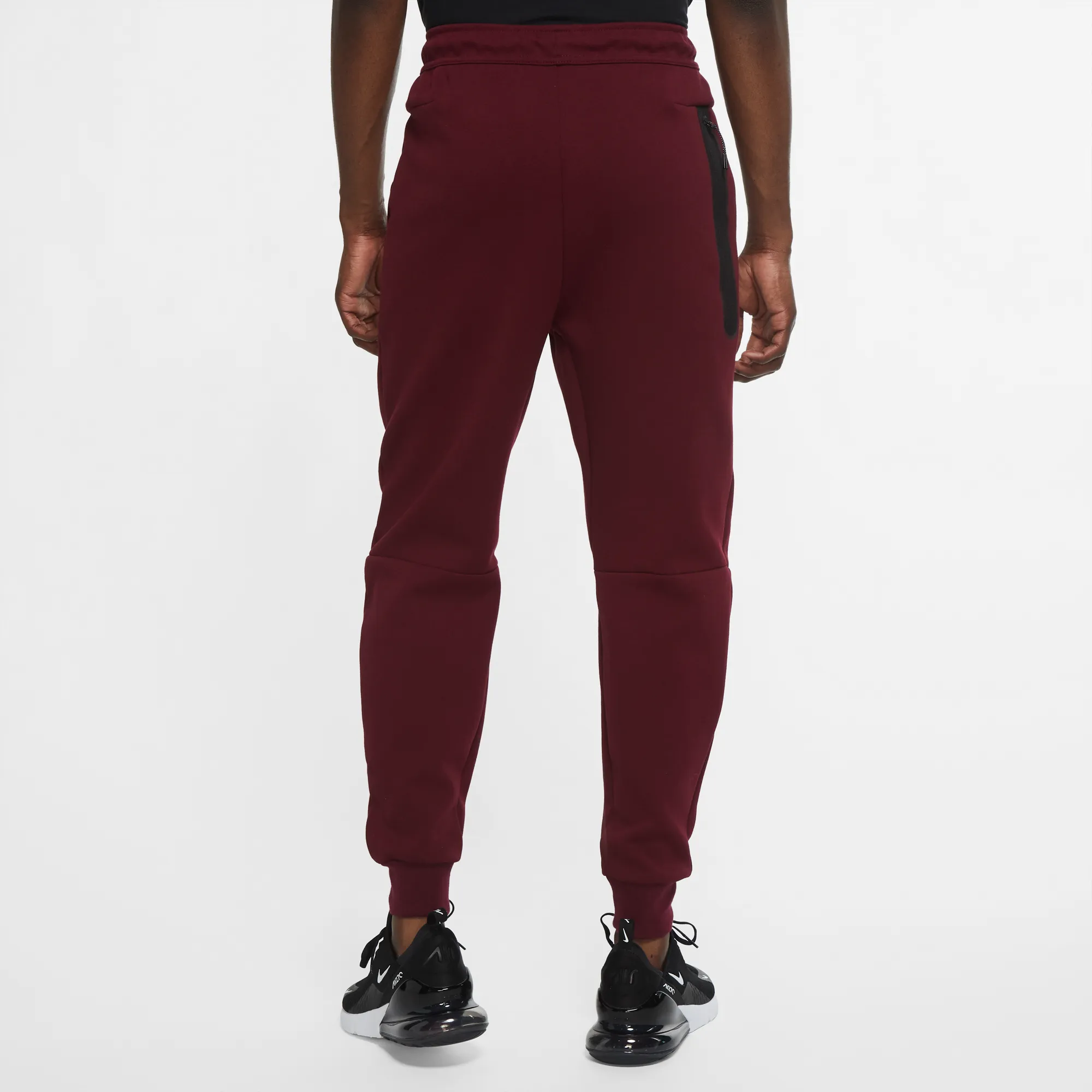 NIKE SPORTSWEAR TECH FLEECE